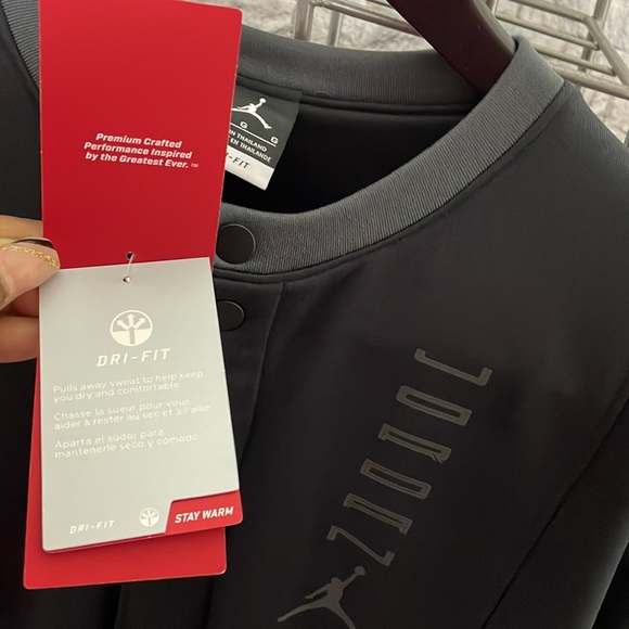 🔥🔥🔥 Jordan 11 Dri-Fit Jumpman Bomber Jacket Size: Large🔥🔥🔥 - Picture 11 of 14